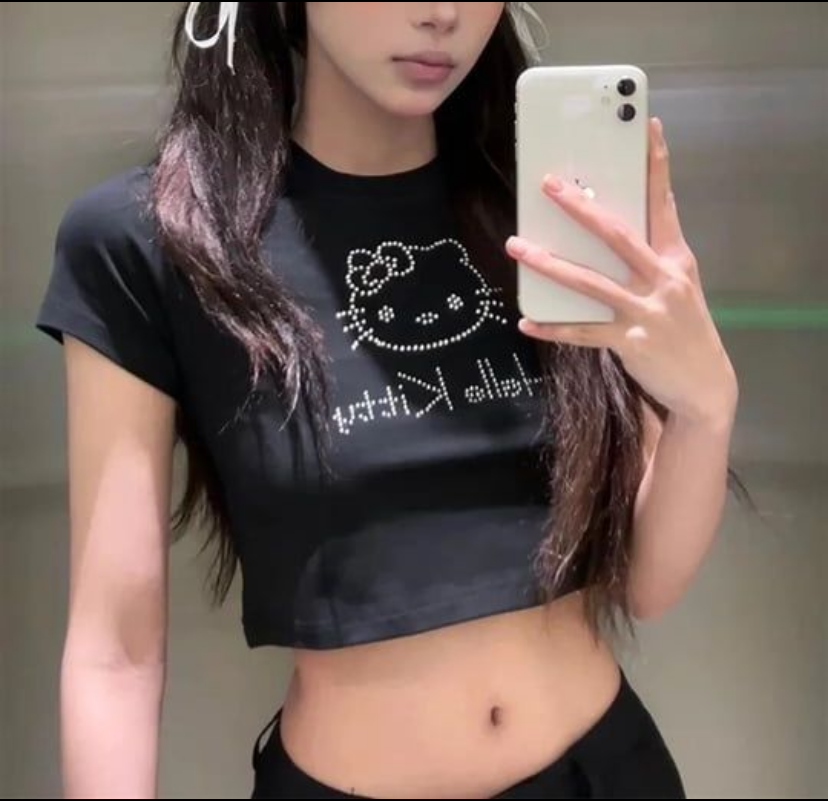 Hello Kitty Siyah Taşlı Crop